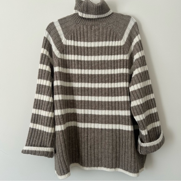 H&M Rib-Knit Turtleneck Long Sleeve Striped Boxy Sweater - Picture 9 of 9